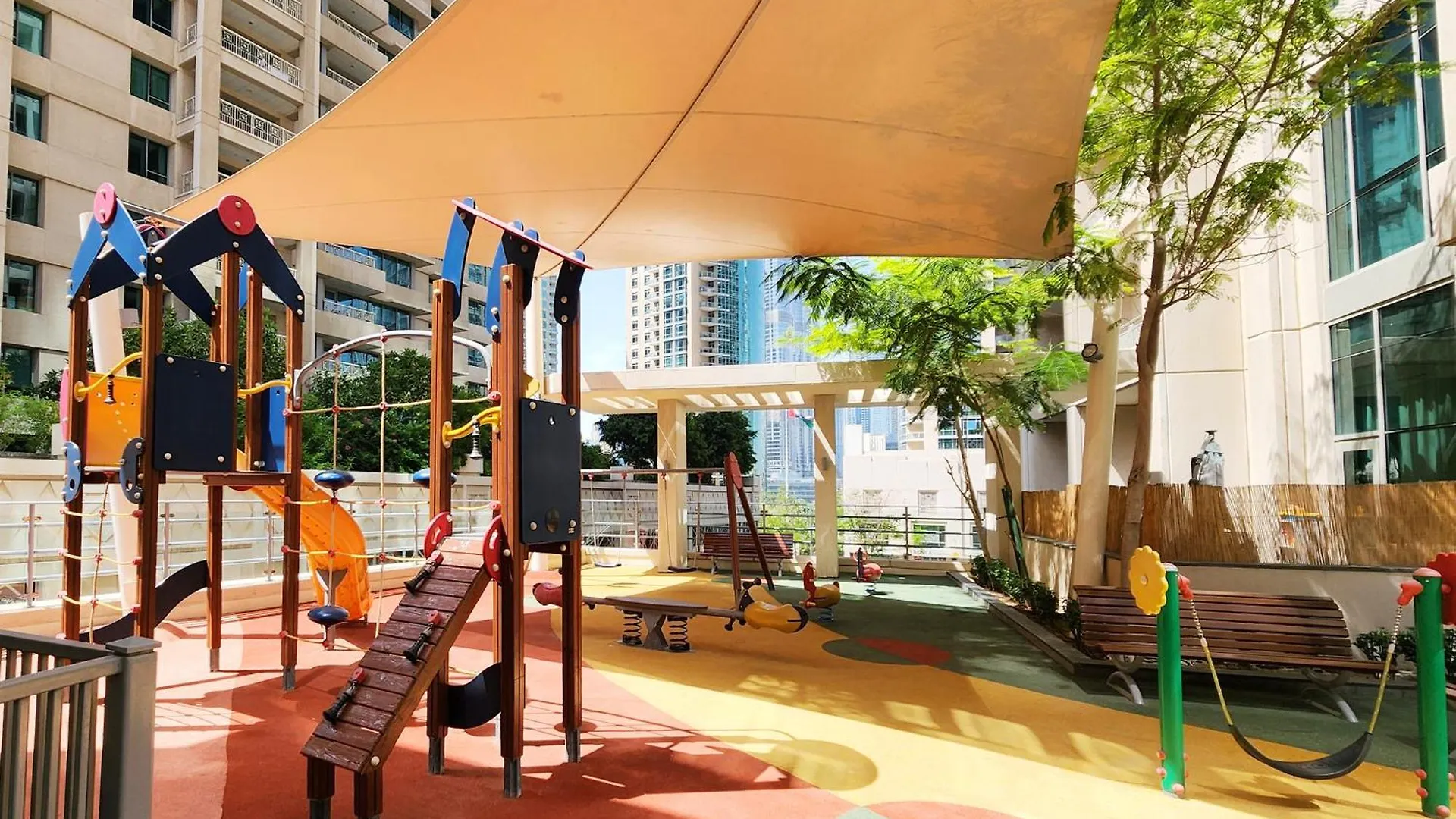 Downtown Oasis Luxury One-Bed In Downtown Dubai 아파트